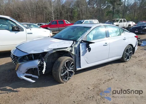 2025 Nissan Altima Sr Fwd from USA, damaged, VIN 1N4BL4CV5SN359046